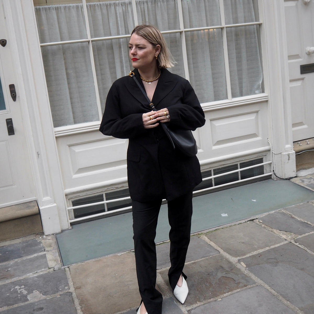 Stylist Sam Preston Shares Her Tips For Curating A Minimalist Wardrobe ...