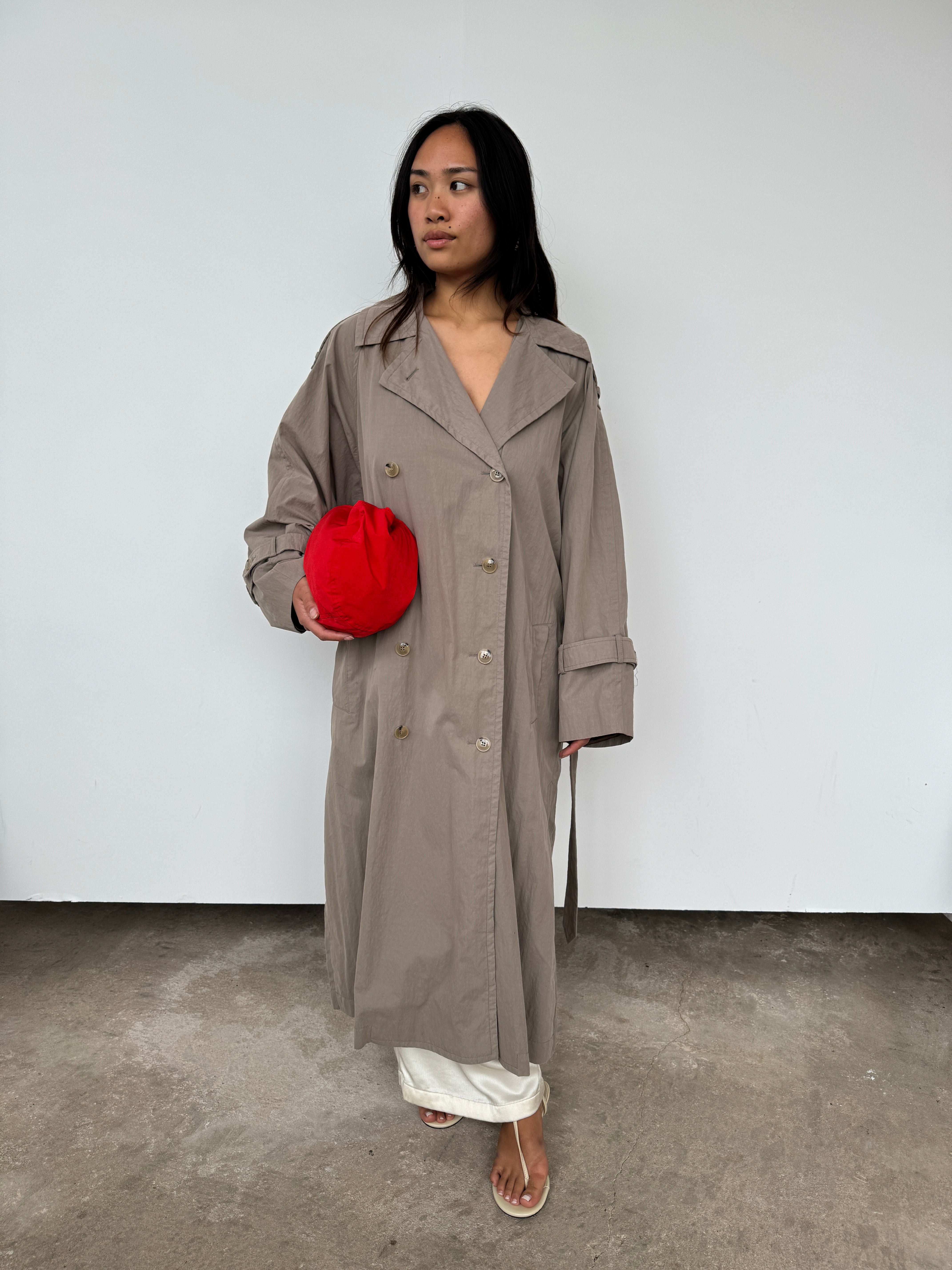 27E6E88B-D6AC-4750-9592-