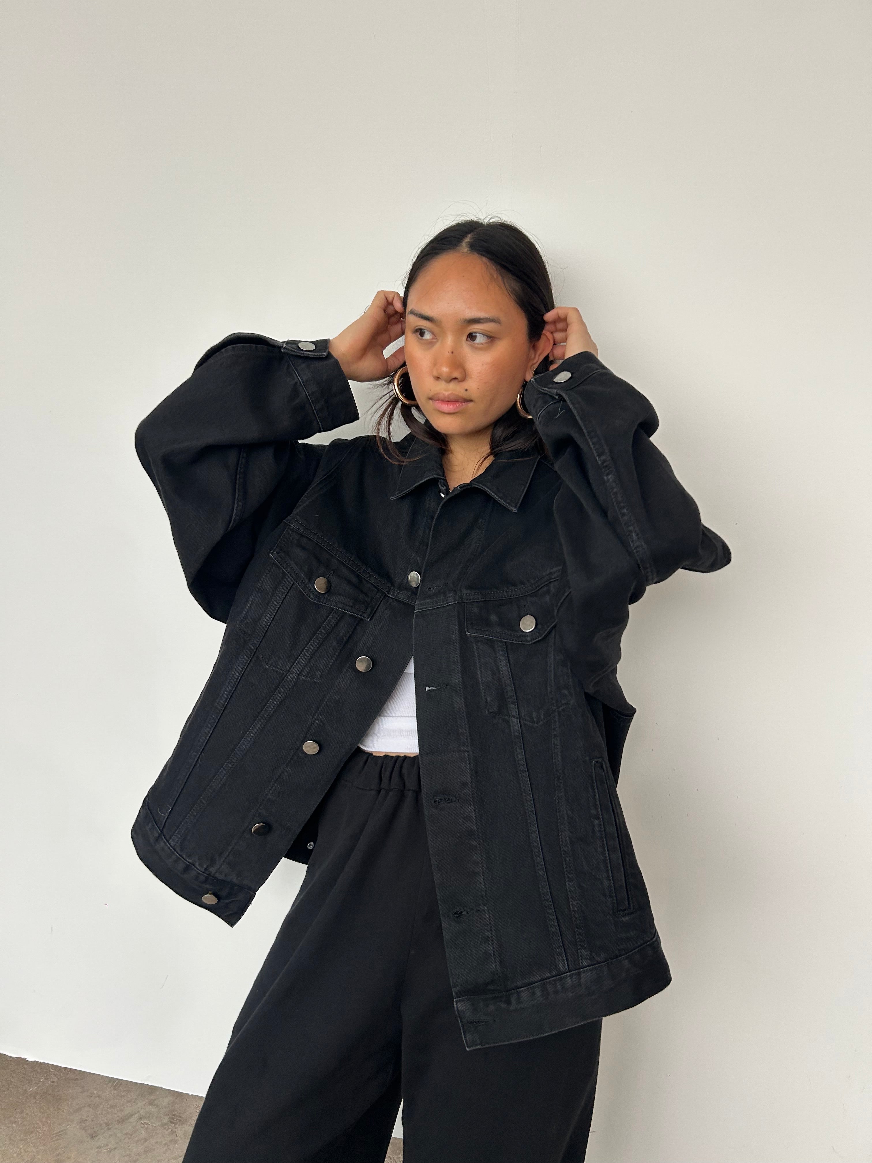 Raey Black Denim Jacket | XXS/S & S/M – Curate & Rotate