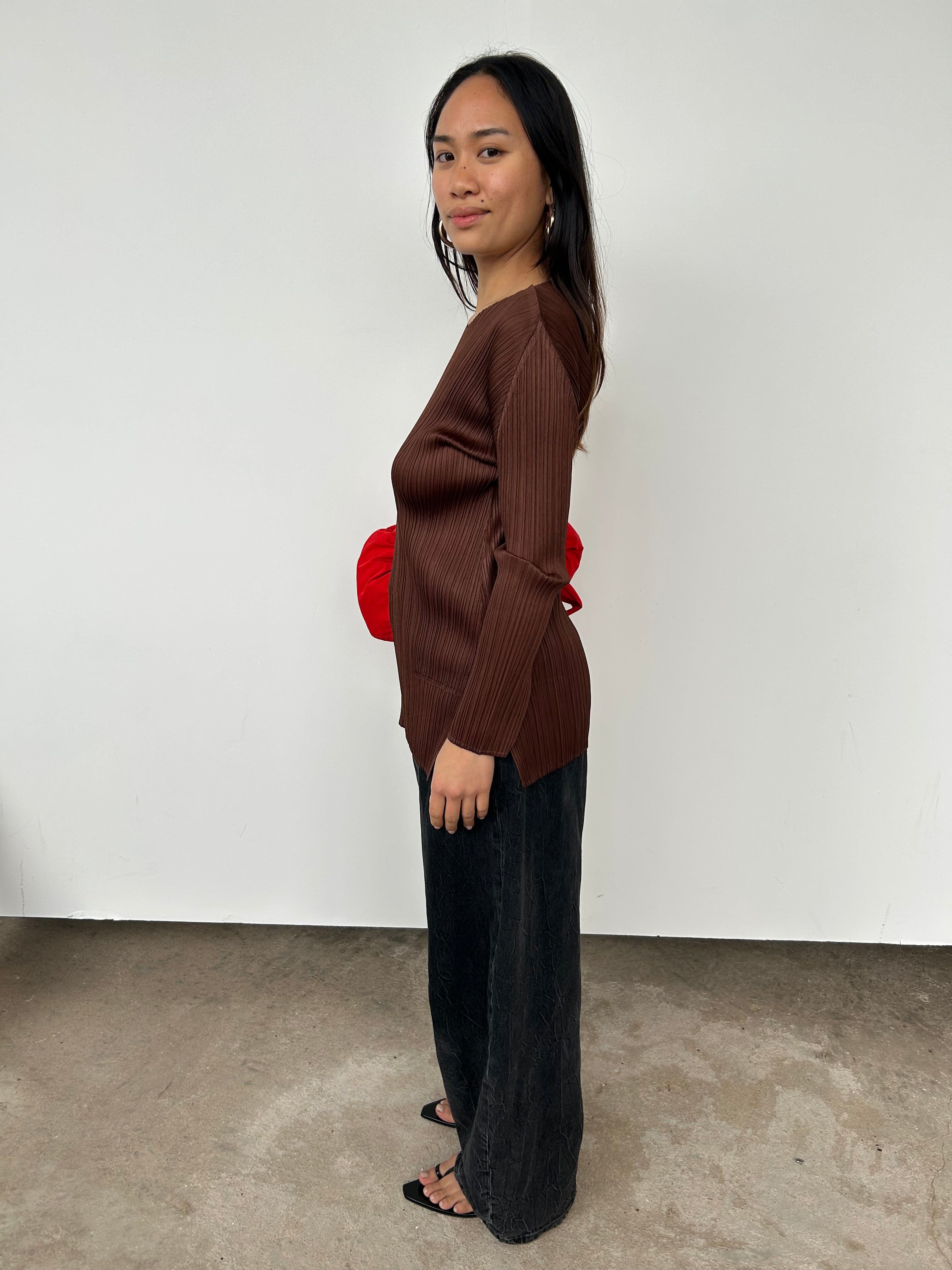 PLEATS PLEASE ブラウン長袖トップスIssey Miyake Issey Miyake Pleats Please Brown Long Sleeve Top | UK8-10 – Curate