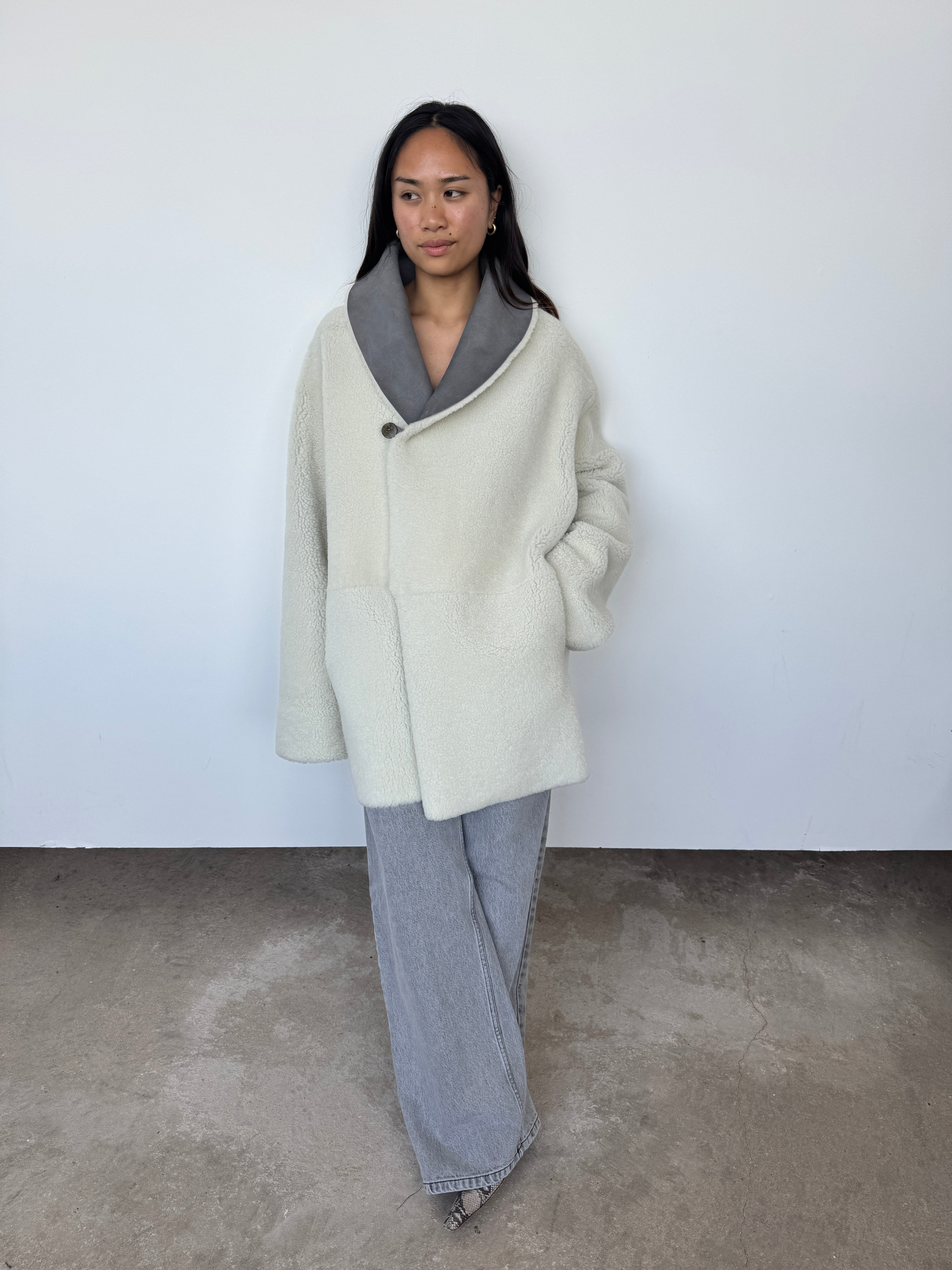 GUSHLOW & COLE SAMPLE SALE – Curate & Rotate